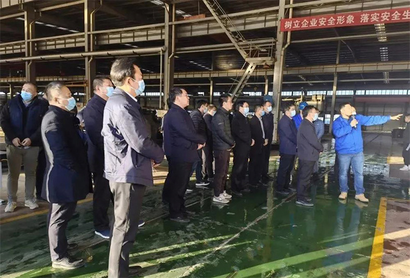 區(qū)領(lǐng)導帶隊觀摩西瑪風機自動化智能化改造項目